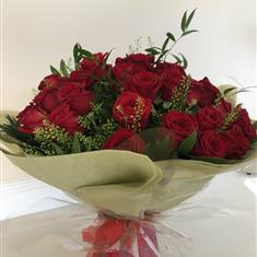 Luxury red rose Handtied 